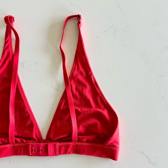 lululemon wundermost triangle bralette - Picture 6 of 15